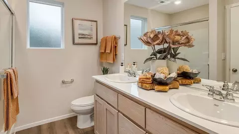 Bath - 61231 Parrell Rd, Bend, OR 97702 photo 1 of 5