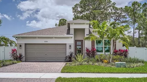 Exterior - 5383 SE Cable Dr, Stuart, FL 34997 photo 4 of 8