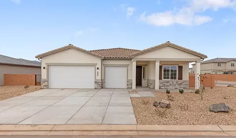 686 S 230 W, Ivins, UT 84738
