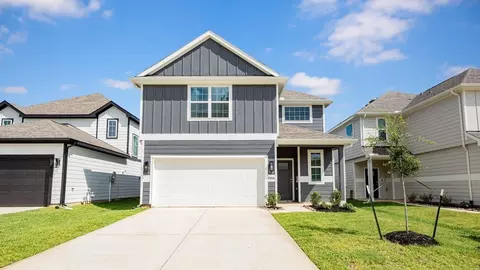 Exterior - 2356 Pipefish Dr, Conroe, TX 77384 photo 2 of 6