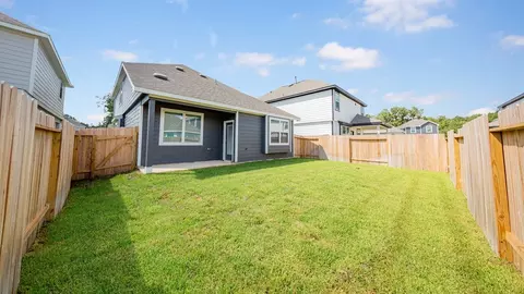 Exterior - 2356 Pipefish Dr, Conroe, TX 77384 photo 3 of 6