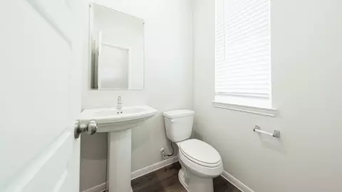 Bath - 2356 Pipefish Dr, Conroe, TX 77384 photo 1 of 6
