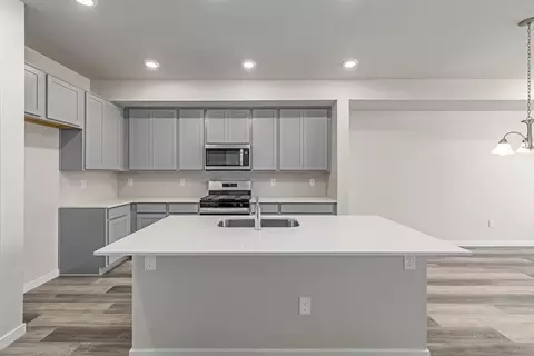 Kitchen - 2877 E 103rd Dr, Thornton, CO 80229 photo 6 of 7