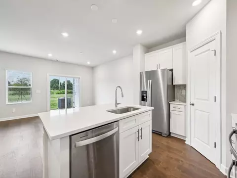 Kitchen - 1185 Rosetta Dr, Salisbury, NC 28144 photo 6 of 8