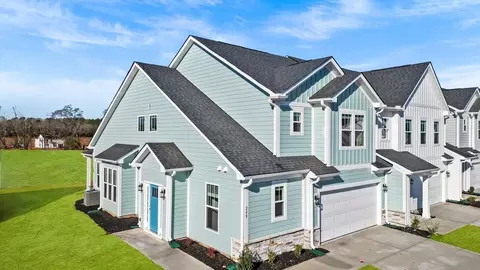552 Mountain Creek Church Rd, Greenville, SC 29609