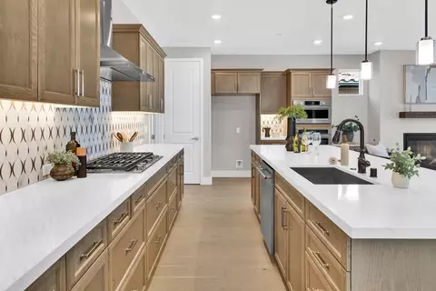 Kitchen - 3742 Rosado Rd, Paso Robles, CA 93446 photo 2 of 3