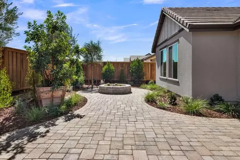 Exterior - 3742 Rosado Rd, Paso Robles, CA 93446 photo 3 of 5