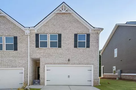 3632 Parkway James, Snellville, GA 30039