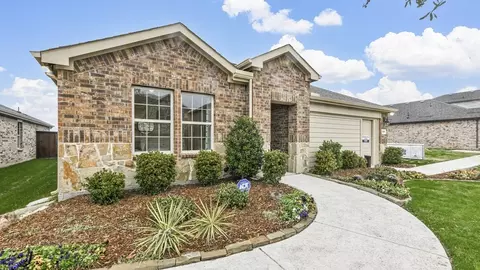 Exterior - 1012 Rountree Ct, Celina, TX 75009 photo 2 of 6