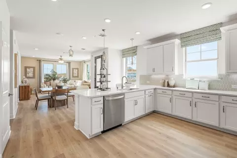 Kitchen - 308 Bluestem Dr, Euless, TX 76039 photo 3 of 4