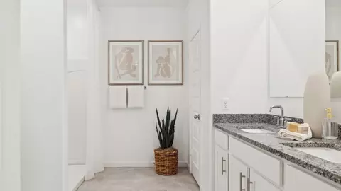 Bath - 3113 W Sonrisa Ave, Apache Junction, AZ 85120 photo 1 of 10