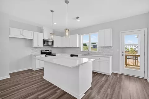 Kitchen - 104 Epperly Way, Tucker, GA 30084 photo 2 of 16