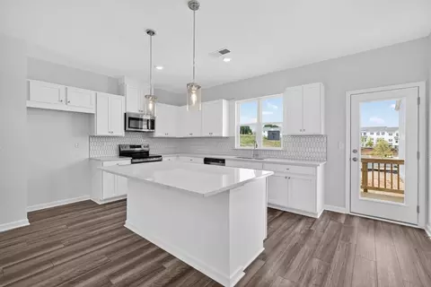 Kitchen - 104 Epperly Way, Tucker, GA 30084 photo 2 of 14