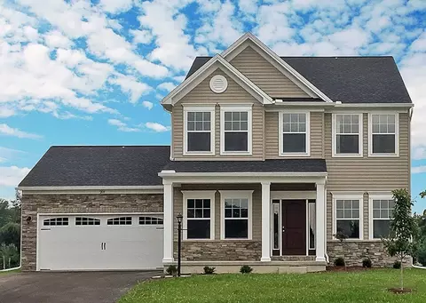 300 Amberleigh Ln, Shippensburg, PA 17257