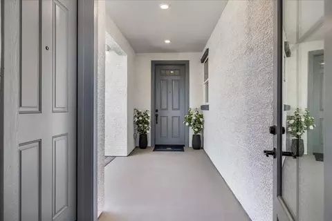 33718 N Siena Dr, San Tan Valley, AZ 85143