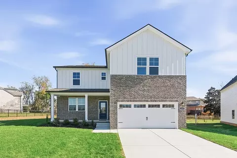 1307 Kristopher Dr, Lebanon, TN 37087