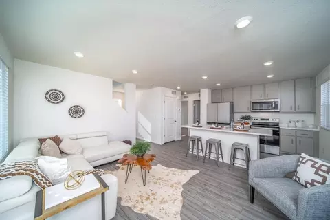 10183 Scranton Ct, Commerce City, CO 80022