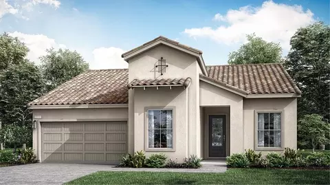 1035 Granite Dr W, Madera, CA 93636
