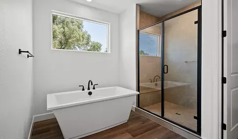 Bath - 7407 Bird Loop, Rancho Murieta, CA 95683 photo 5 of 6