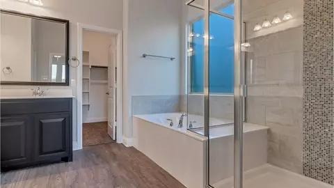 Bath - 749 Soaring Hawk Dr, Etj Fort Worth, TX 76008 photo 4 of 11