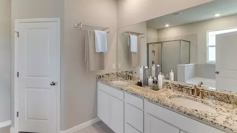 Bath - 1520 Love Grass Ter, Parrish, FL 34219 photo 1 of 6