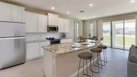Kitchen - 1520 Love Grass Ter, Parrish, FL 34219 photo 2 of 4