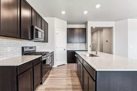 Kitchen - 3501 Switchgrass Ln, Dacono, CO 80514 photo 3 of 6