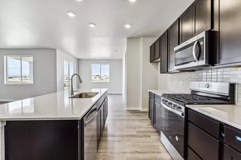 Kitchen - 3501 Switchgrass Ln, Dacono, CO 80514 photo 2 of 6