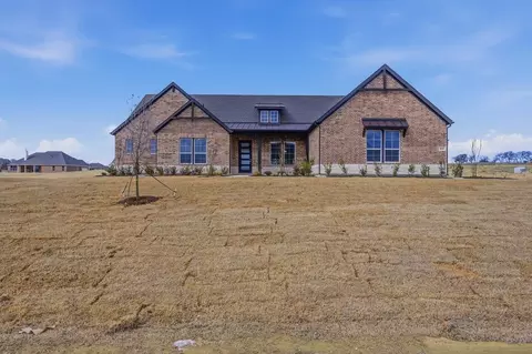 808 Valley Ridge Rd, Van Alstyne, TX 75495