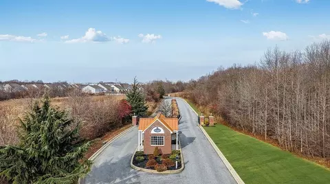 View/Area - 569 Arrowgrass Ln, New Castle, DE 19720 photo 1 of 2