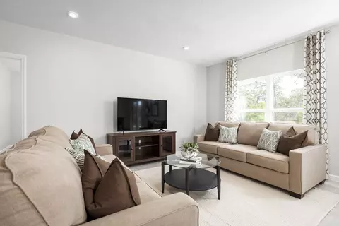 Living - 1125 172nd Ct E, Bradenton, FL 34212 photo 2 of 4