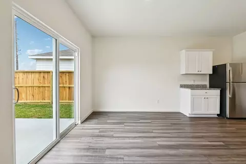 Living - 144 Dionicio Loop, Seguin, TX 78155 photo 4 of 5