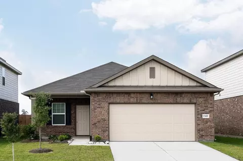 Exterior - 144 Dionicio Loop, Seguin, TX 78155 photo 5 of 6