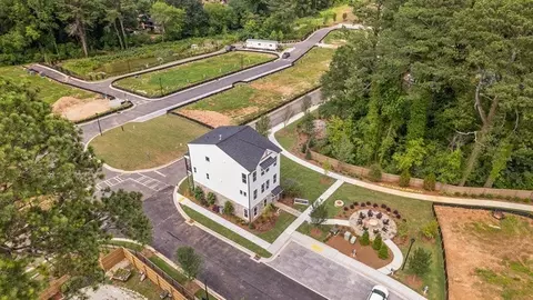 View/Area - 751 Auguste Ave, Scottdale, GA 30079 photo 1 of 2