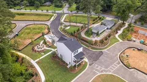 View/Area - 751 Auguste Ave, Scottdale, GA 30079 photo 2 of 2