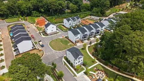 View/Area - 751 Auguste Ave, Scottdale, GA 30079 photo 1 of 4