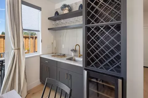 Kitchen - 110 Tracy Dr, Windsor, CA 95492 photo 7 of 12