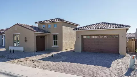 18581 W Sapium Way, Goodyear, AZ 85338