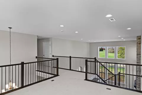 Entry Way - 225 Tilly Ct, Springboro, OH 45066 photo 4 of 4