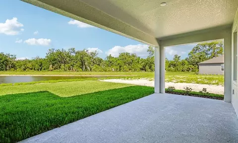 Exterior - 10037 Hidden Hammock Loop, Parrish, FL 34219 photo 4 of 7