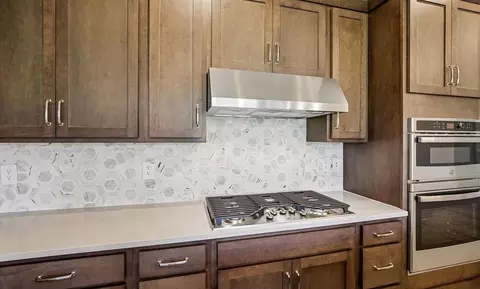 Kitchen - 10037 Hidden Hammock Loop, Parrish, FL 34219 photo 3 of 5