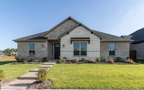 1825 Tree House Trl, Mesquite, TX 75181