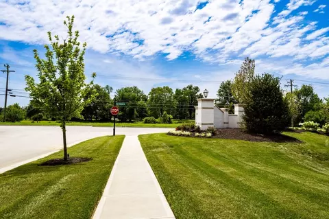 View/Area - 8899 Suncrest Ln, Mason, OH 45040 photo 6 of 53