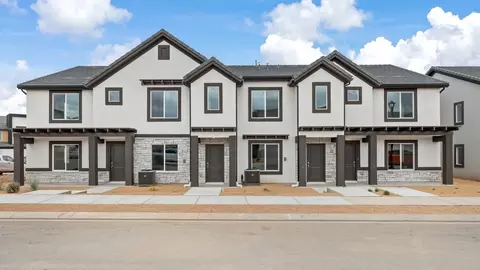 1425 S Lost Springs Dr, Washington, UT 84780