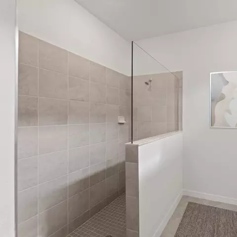 Bath - 3103 E Windsor Dr, Alva, FL 33920 photo 1 of 5