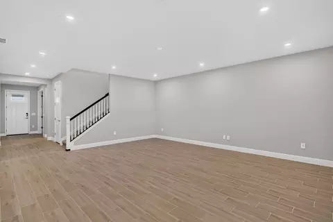 Living - 12927 Pierce St, Parrish, FL 34219 photo 3 of 3