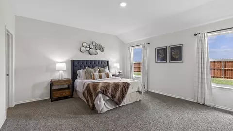 Bedroom - 814 Snowdrop Dr, Pilot Point, TX 76258 photo 6 of 6