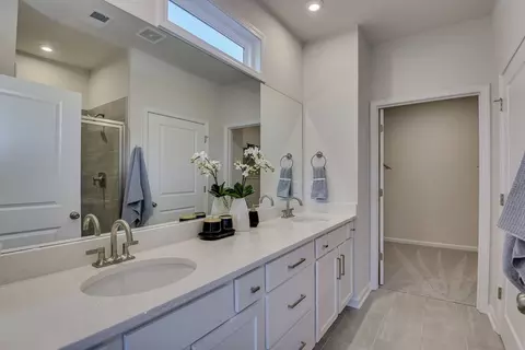 Bath - 644 Griffon Dr, Chapin, SC 29036 photo 7 of 9