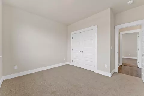 Bedroom - Thomas Lane, Central, SC 29630 photo 3 of 10