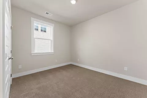 Bedroom - Thomas Lane, Central, SC 29630 photo 4 of 10